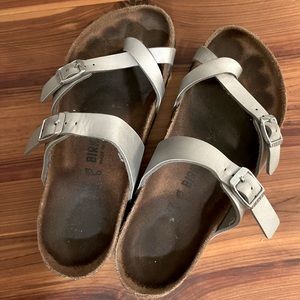 Mayari Silver Birkenstock Sandals
